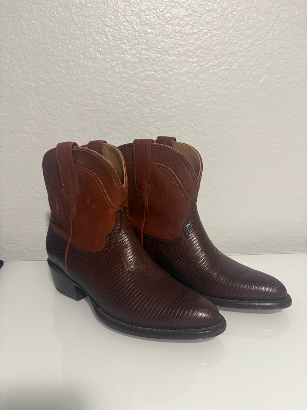 Tecovas Casey lizard in bourbon Two-Tone Brown Leather  Ankle Boots